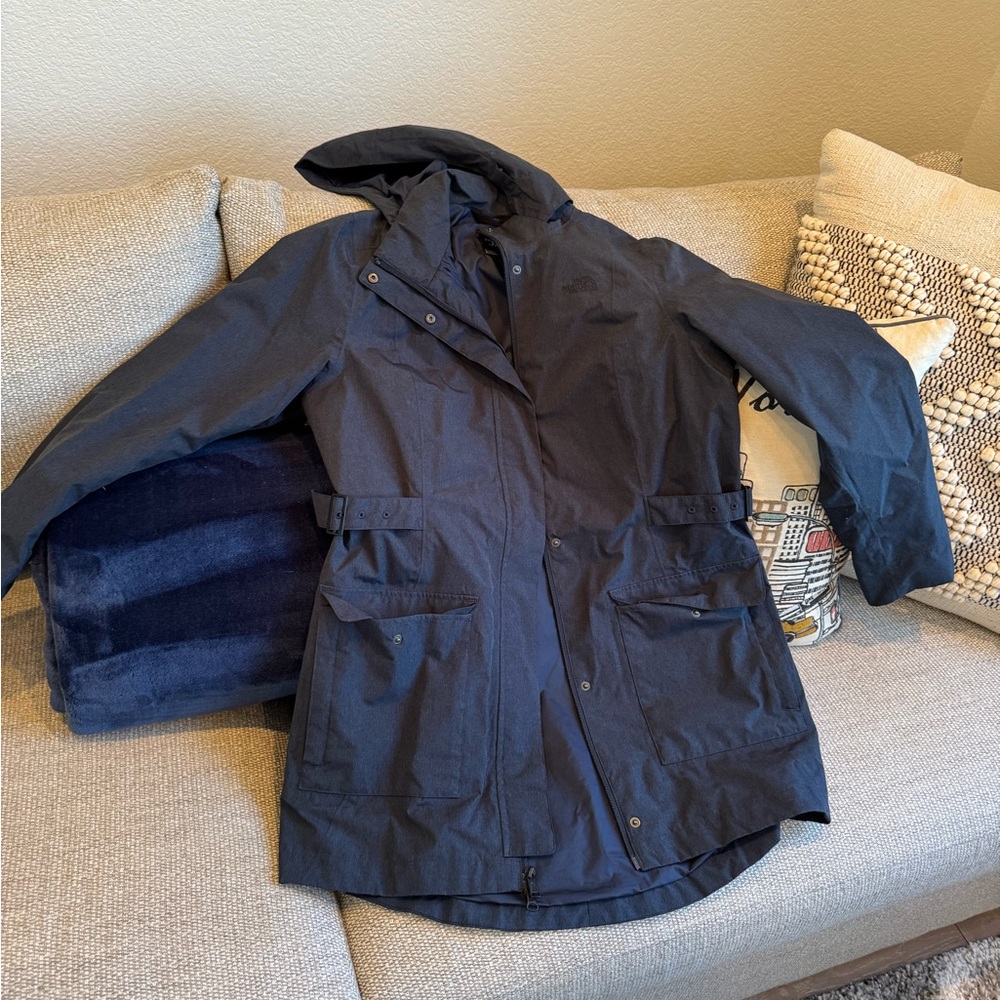 The North Face Women's Dark Blue Jacket